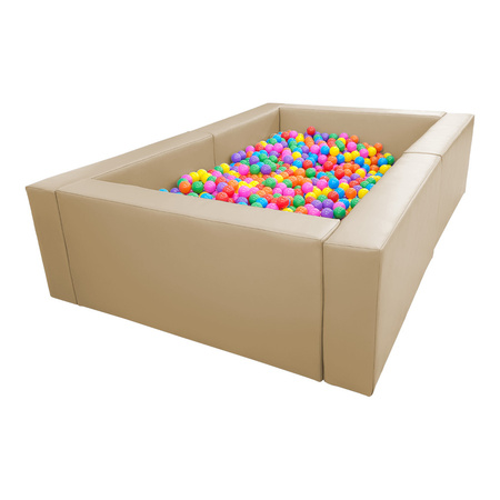 Basen z piłeczkami na stelażu