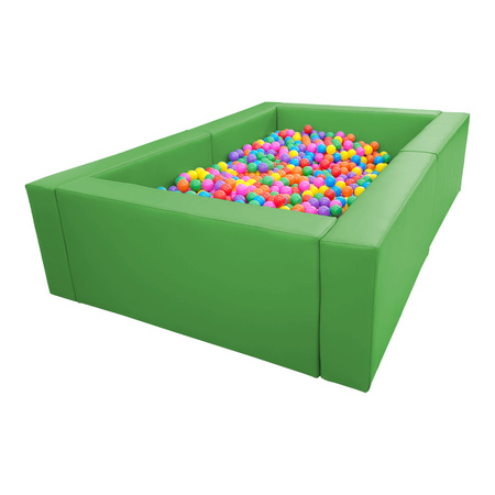 Basen z piłeczkami na stelażu