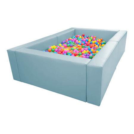 Basen z piłeczkami na stelażu