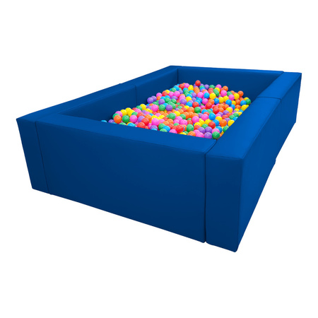 Basen z piłeczkami na stelażu