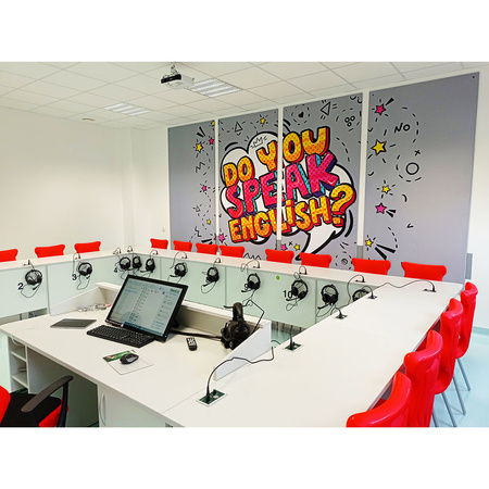 Pracownia językowa Advanced