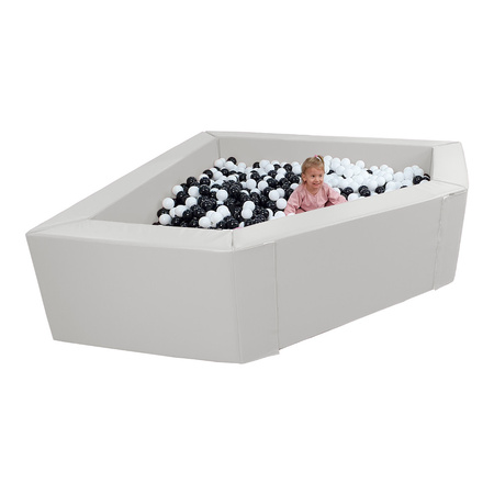Basen narożny 2 x 2 m z ekoskóry z piłeczkami, wysokość 60 cm