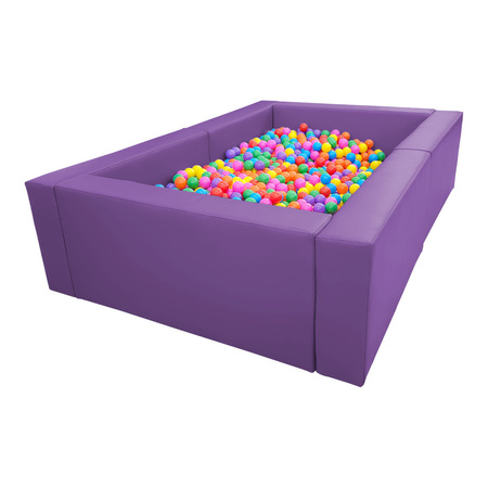 Basen z piłeczkami na stelażu