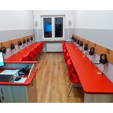 Pracownia językowa Advanced